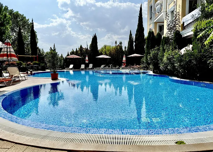 Messembria Palace - Menada