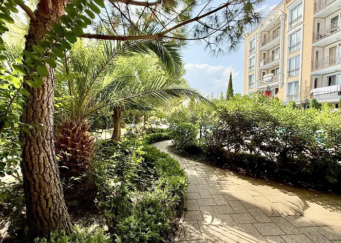 Messembria Palace - Menada *