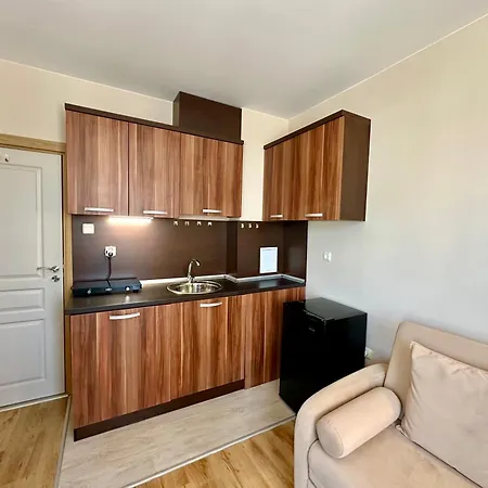 Messembria Palace - Menada *