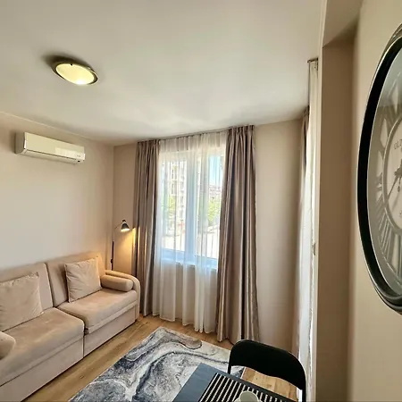 Messembria Palace - Menada *