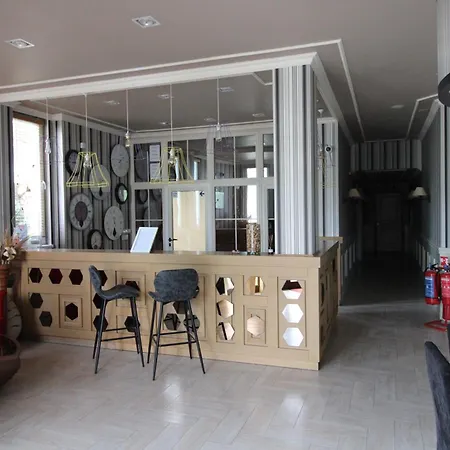 Messembria Palace - Menada Apartment