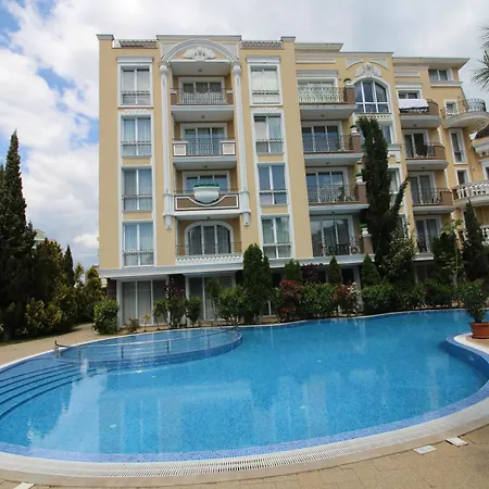 Апартамент Messembria Palace - Menada *