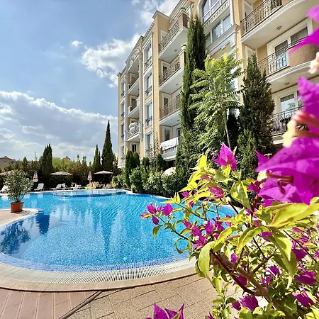 Apartment Messembria Palace - Menada