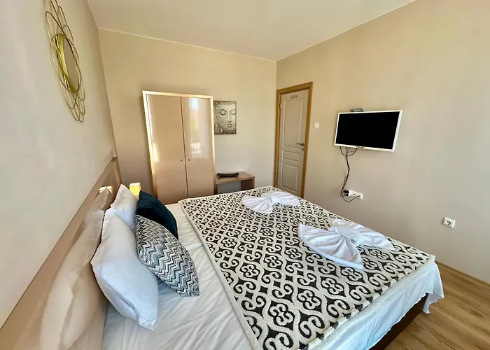 Messembria Palace - Menada Apartment *