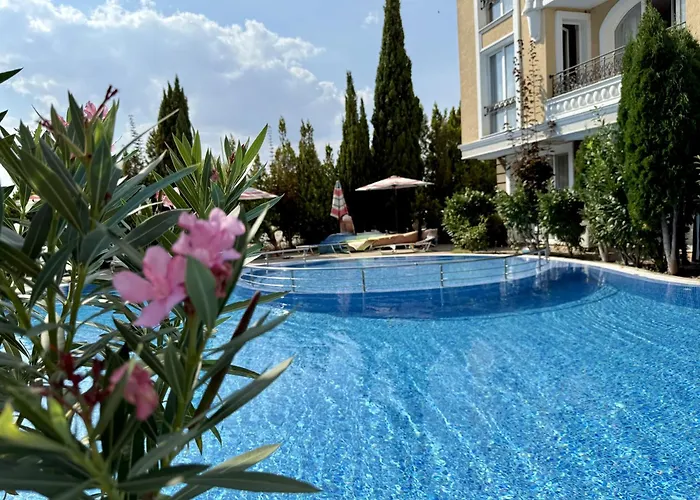 Messembria Palace - Menada Lägenhet Slăntjev Brjag